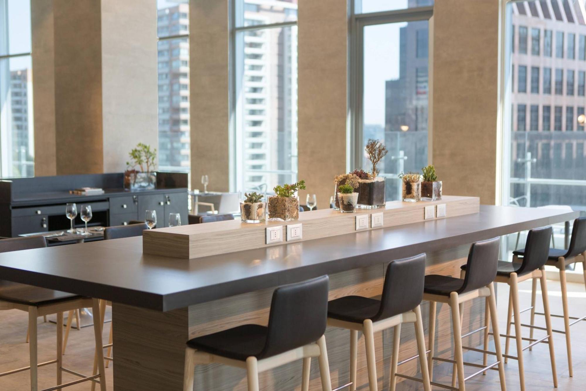 Courtyard By Marriott Santiago Las Condes Exterior foto