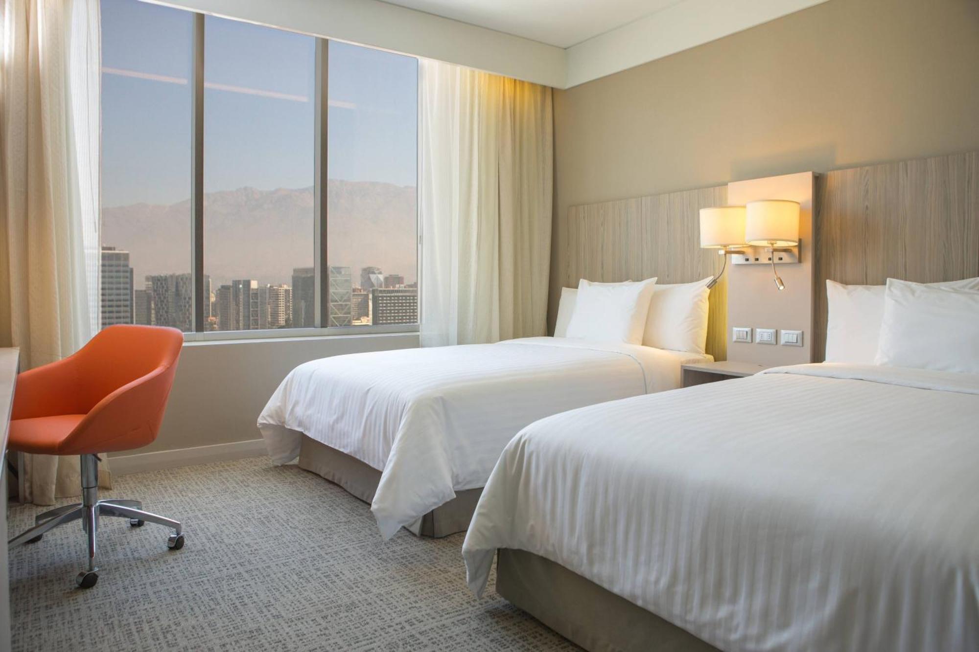 Courtyard By Marriott Santiago Las Condes Exterior foto